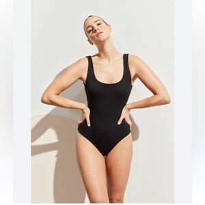 Cossie + Co‎ Poppy one piece size 6 black
